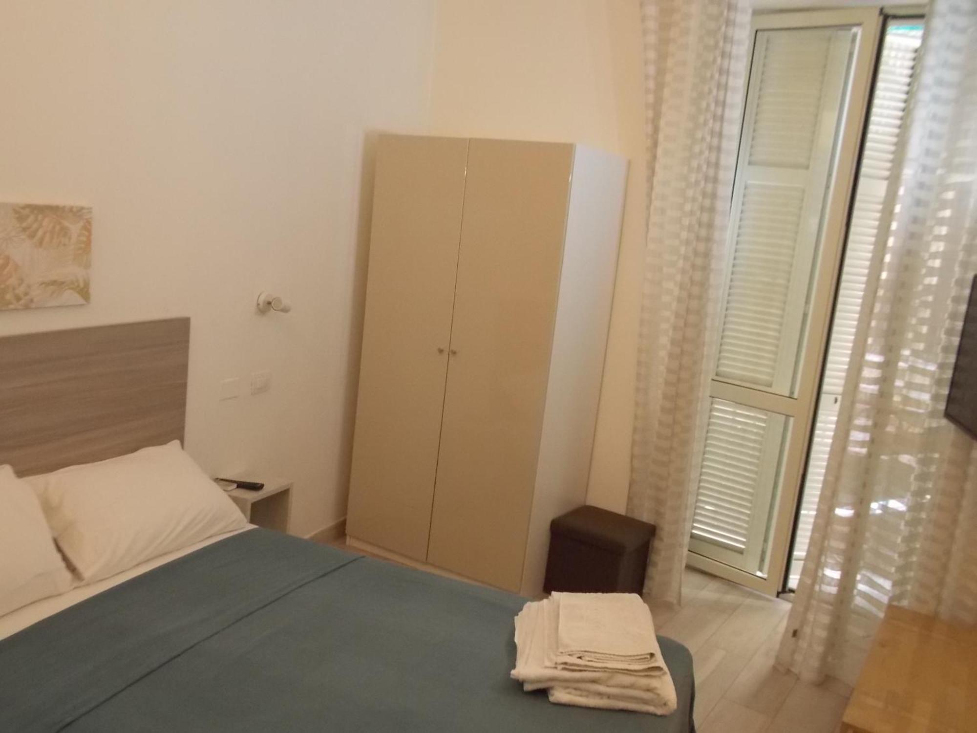 Ninarella Napoli Bed and Breakfast Buitenkant foto