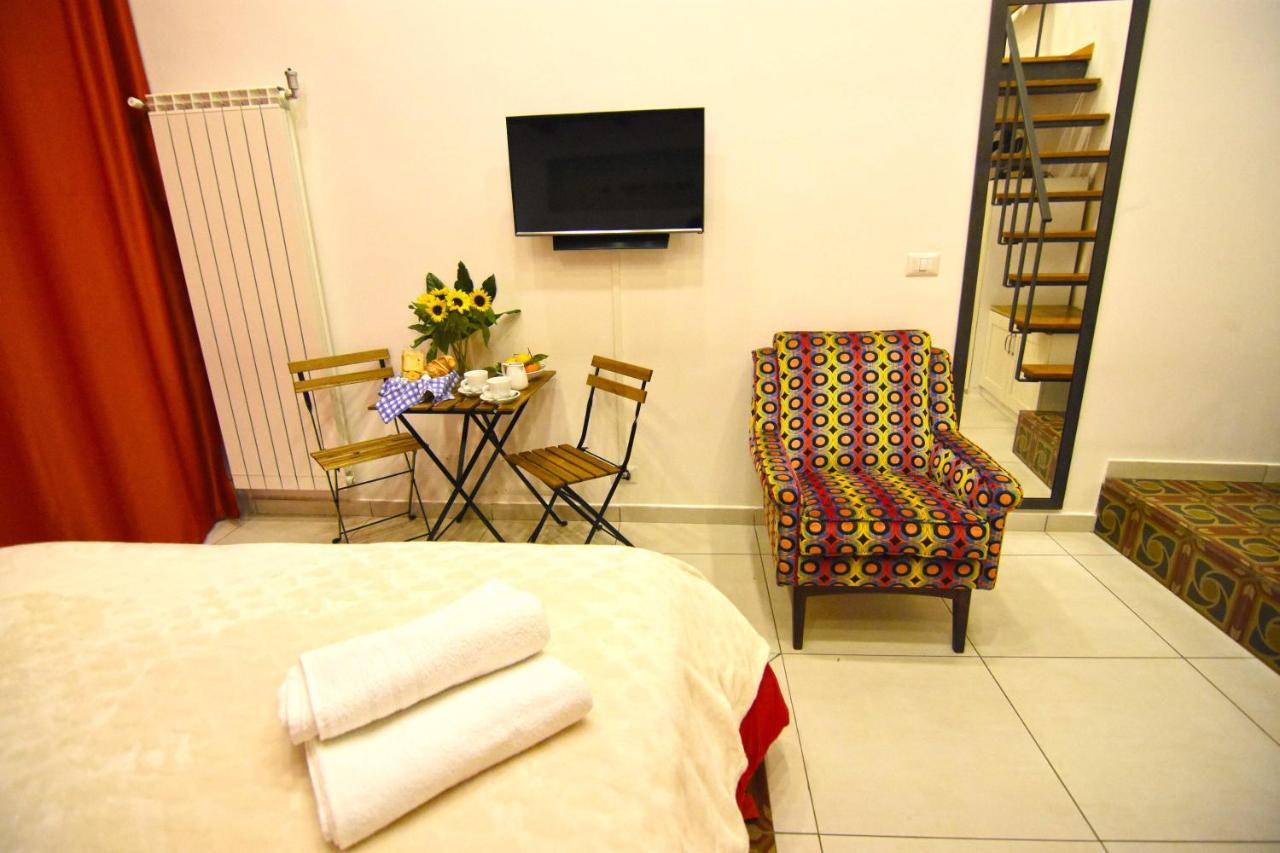 Ninarella Napoli Bed and Breakfast Buitenkant foto