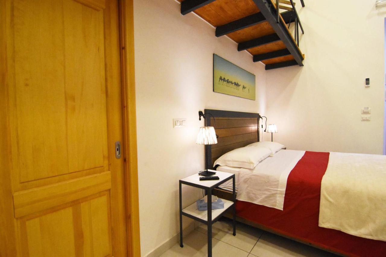 Ninarella Napoli Bed and Breakfast Buitenkant foto