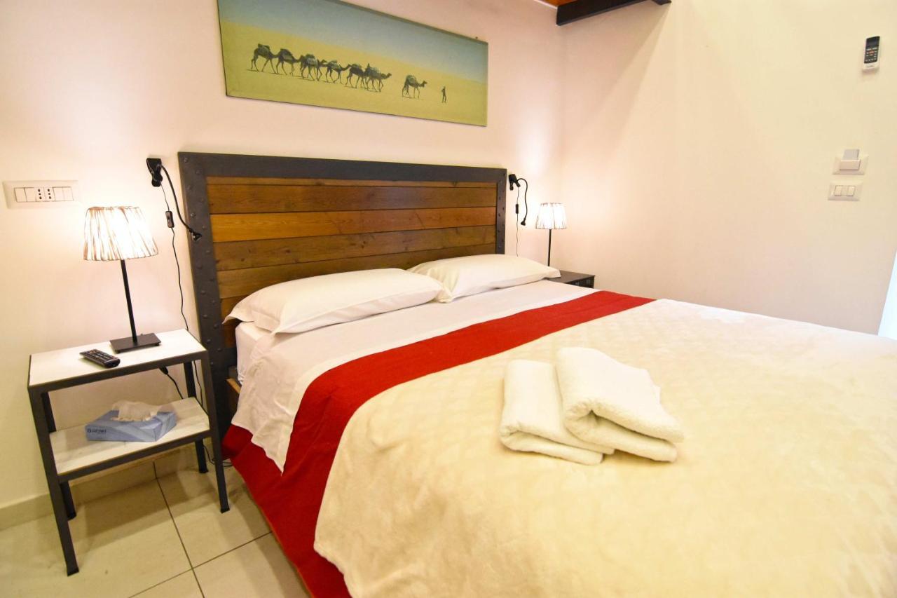 Ninarella Napoli Bed and Breakfast Buitenkant foto