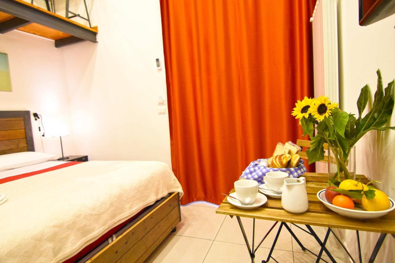 Ninarella Napoli Bed and Breakfast Buitenkant foto